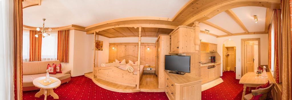 Alpenpension Pfurtscheller นอยชติฟ อิม ชตูไปทัล ภายนอก รูปภาพ